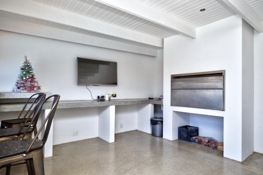 3 Bedroom Property for Sale in Sherwood Eastern Cape